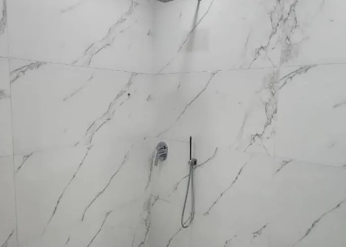 ゲストハウス Joni's