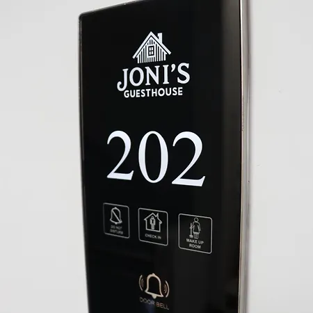 Joni's Guest house 3*