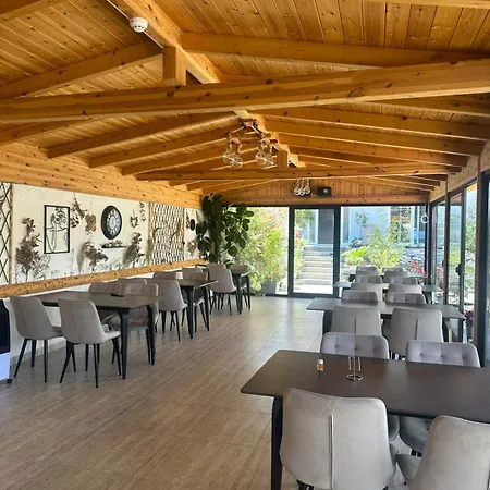 Joni's Guest house Shkoder